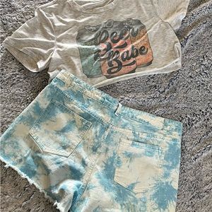 Y2K size X-Large fits like a size 11 shorts